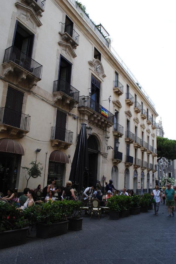 B&B Palazzo Sant'Alfano 卡塔尼亚 外观 照片