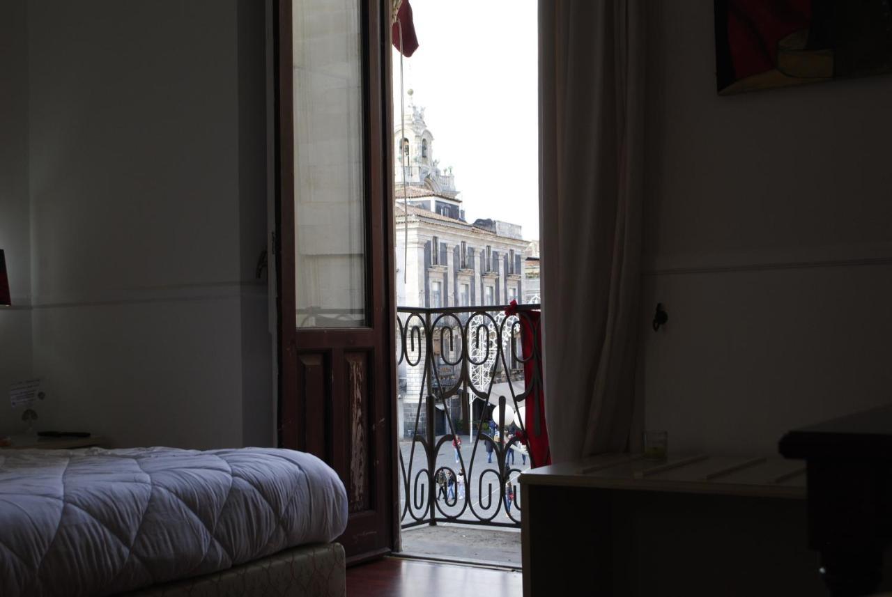 B&B Palazzo Sant'Alfano 卡塔尼亚 外观 照片