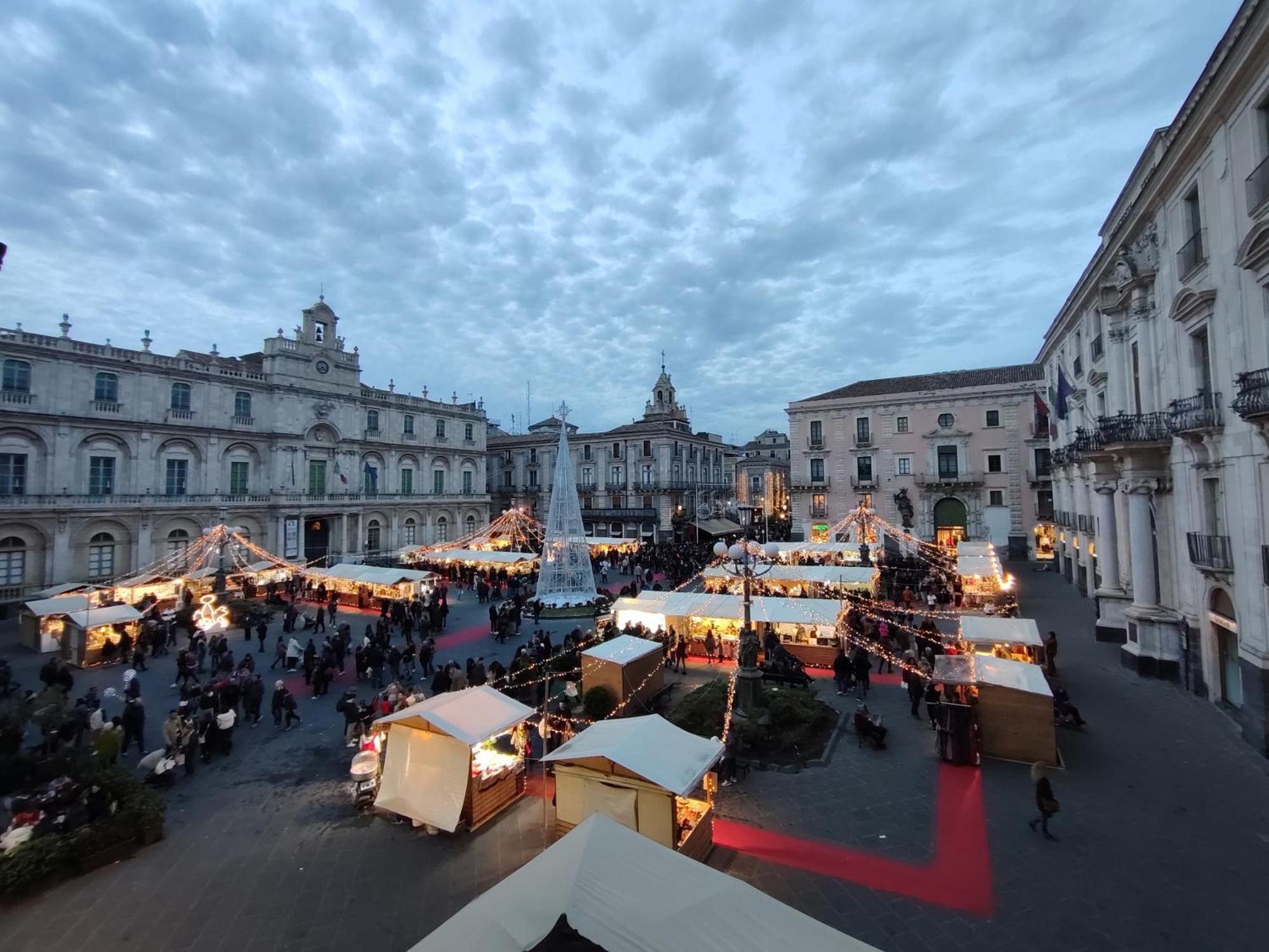 B&B Palazzo Sant'Alfano 卡塔尼亚 外观 照片