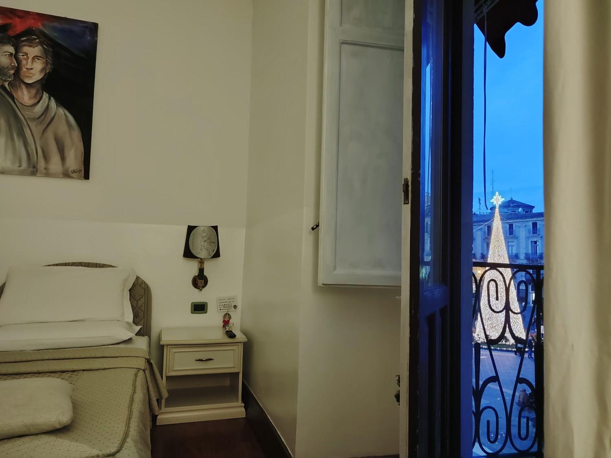 B&B Palazzo Sant'Alfano 卡塔尼亚 外观 照片